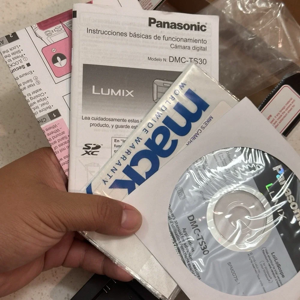 Panasonic LUMIX Dmc-TS30 Waterproof Digicam Blue Digital Camera USED - CIB